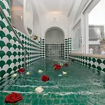 Francesco Luxury ポジターノ