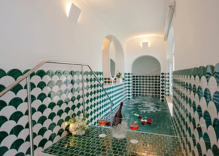 게스트하우스 Francesco Luxury 4*